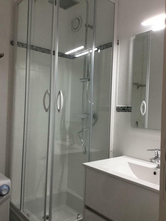 Appartement Studio Cabine A Sete Bord De Mer Extérieur photo